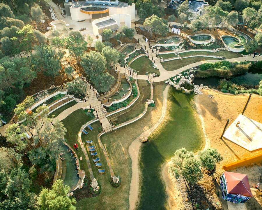 Peninsula Hot Springs