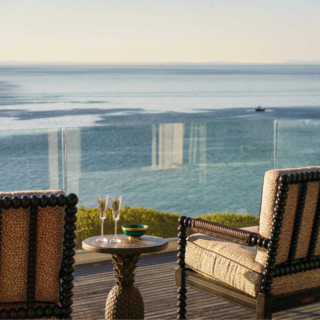Locala retreat: Two desk chairs overlooking the ocean