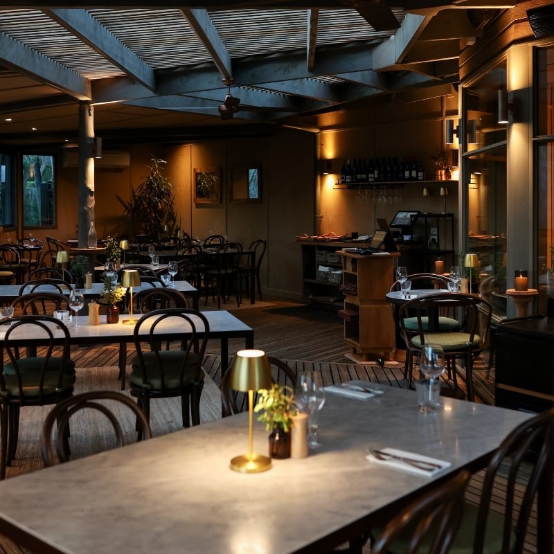 A wide shot of the Spa Dreaming Centre dining room