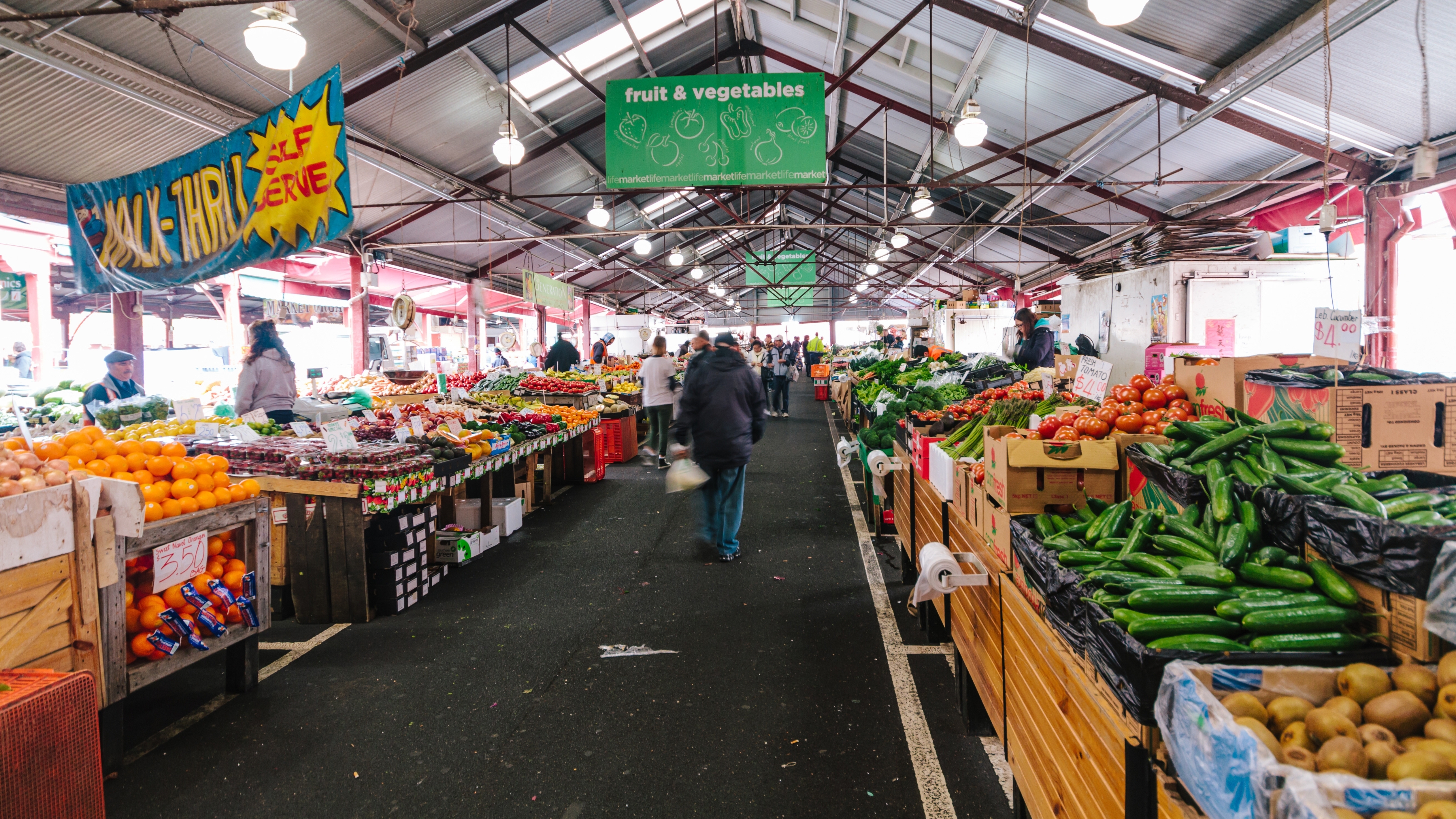 visit-vic-queen-vic-market.jpg